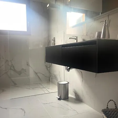 Ca' Ai Sospiri Apartment *