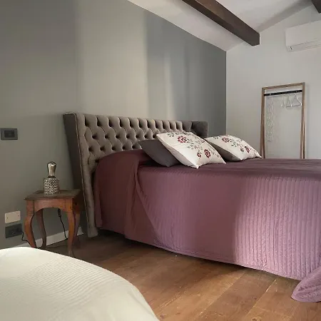 Apartment Ca' Ai Sospiri *