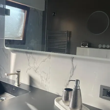 Ca' Ai Sospiri Apartment *