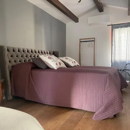 Ca' Ai Sospiri Apartment *