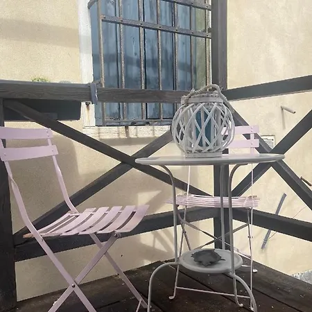 Ca' Ai Sospiri Apartment *