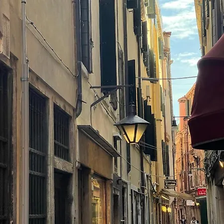 Ca' Ai Sospiri Venice