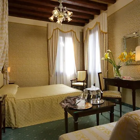 Ca' D'oro - Wenice Deep Culture Hotel Wenecja
