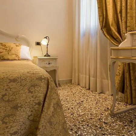 Guest house Venice Inn