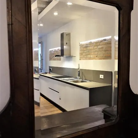 Apartment Sara S Luxury Five Minutes From Piazza San Marco *