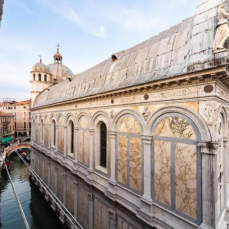 Palazzo Miracoli Wenecja