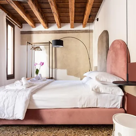 Apartament Palazzo Miracoli *