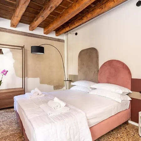 Apartament Palazzo Miracoli Wenecja