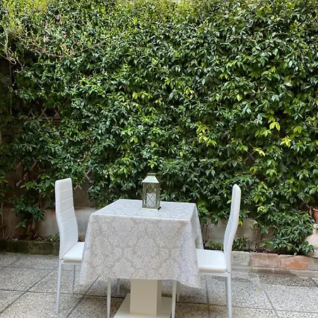 Apostoli Garden Hotel