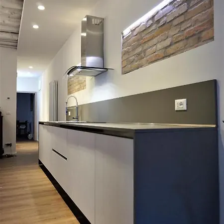 Apartment Sara S Luxury Five Minutes From Piazza San Marco Venice