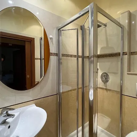 Inn Venice *