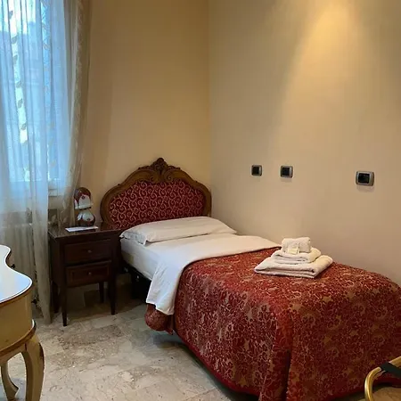 Inn Venice Venice
