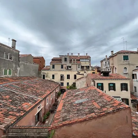 Venice Inn Affittacamere *