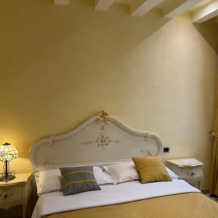 Guest house Venice Inn *