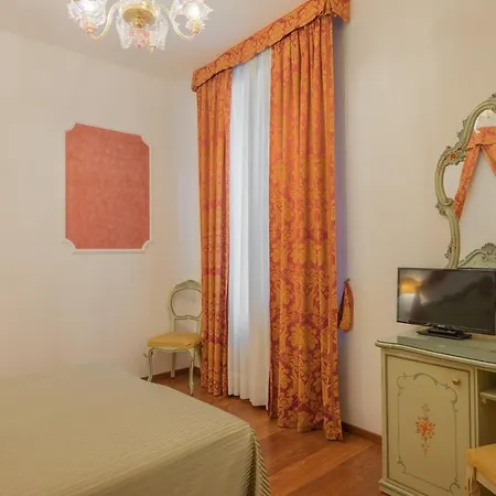 Al Sotoportego Hotel Benátky