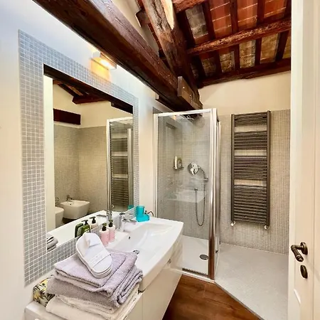 Ca' Dei Canali Apartment Venedig
