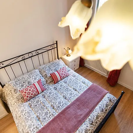 Appartamento Ricco Di Comfort, Grande, Luminoso E Comodo *