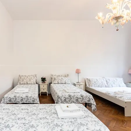 Dimora De Le Romite Apartment *