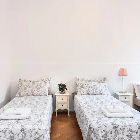 Dimora De Le Romite Apartment