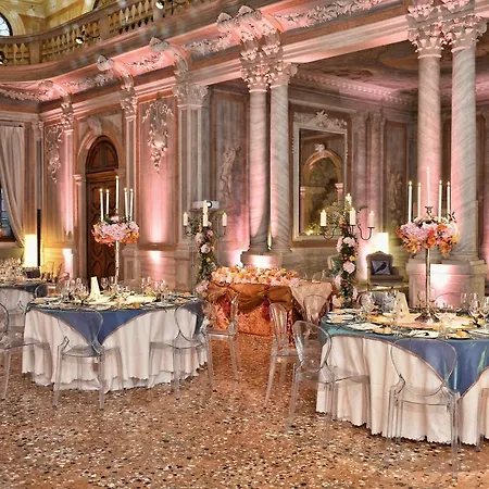 Monaco & Grand Canal 4* Velence