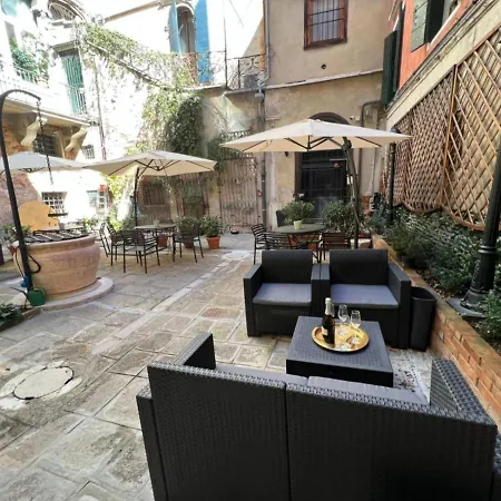 Corte Del Doge Di Rialto Oda ve Kahvaltı *
