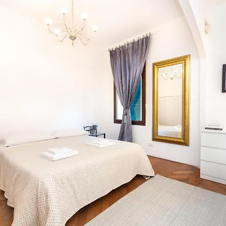 Dimora De Le Romite Apartmán *