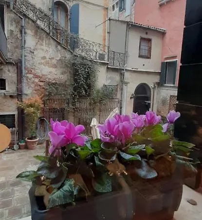 Bed & Breakfast Corte Del Doge Di Rialto