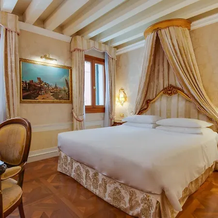 Canal Grande 4*
