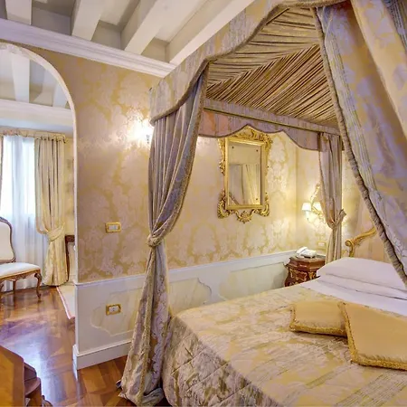 Canal Grande Hotel