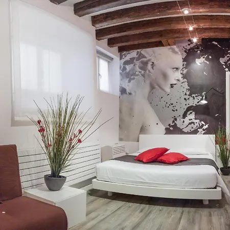 Apartment San Polo Design By Wonderful Italy