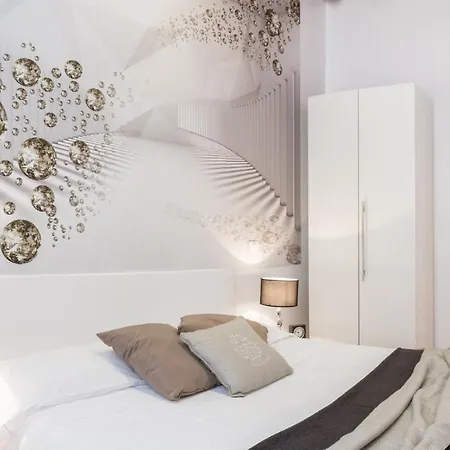 San Polo Design By Wonderful Italy * Venice