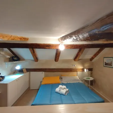 Ca Lirica Apartment