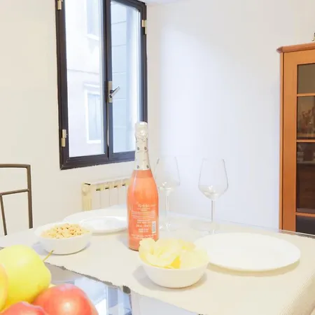 Santa Croce Guest house