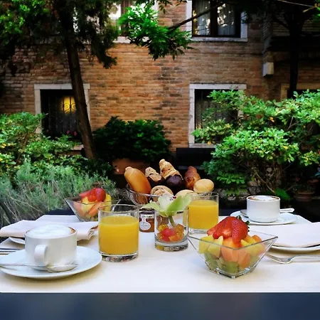 Hotel Sina Palazzo Sant'angelo 4*