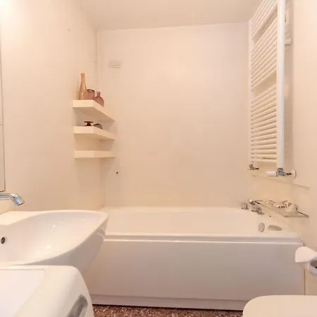 Casanova Apartment Venice