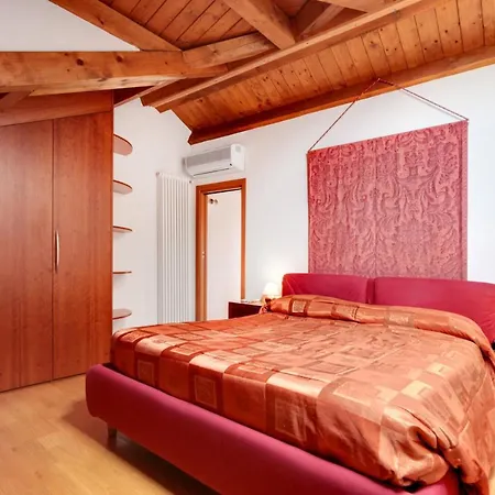 Apartament Little Canal 14
