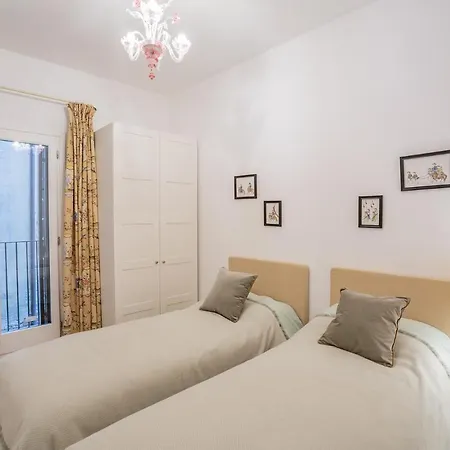 Ca' San Beneto Completely Refurbished In A Fabulously Area * Venecia