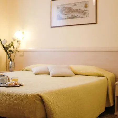 Santa Lucia Hotel Venice