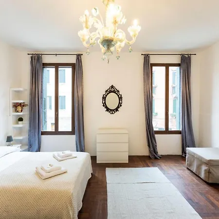 Apartment Dimora De Le Romite Venice