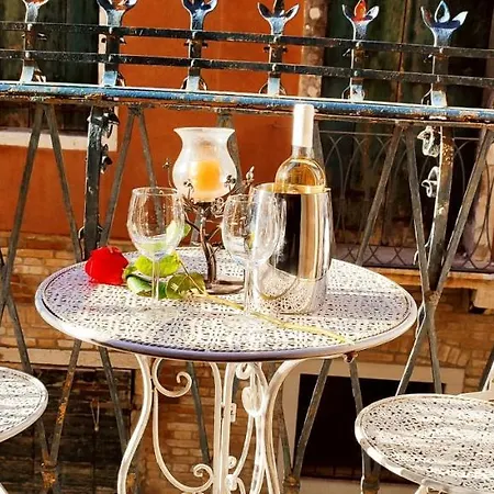 My Rialto Palace * Venise