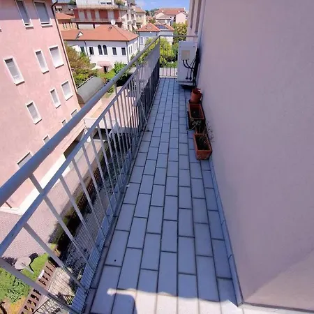 Linda's Apparment Apartment Mestre