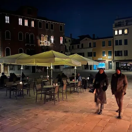 Grace In * Venice