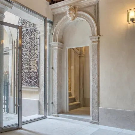 Palazzo Bonvicini 10 Venice