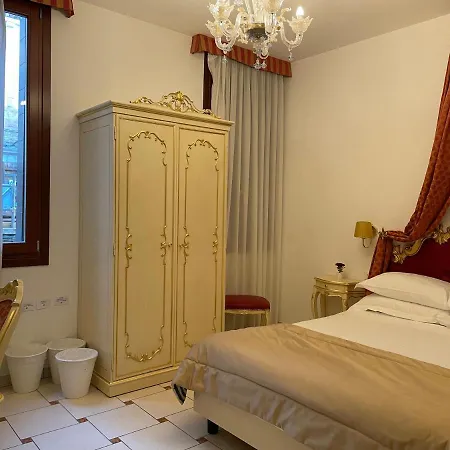 Rio Del Piombo Suites Apartment Venice