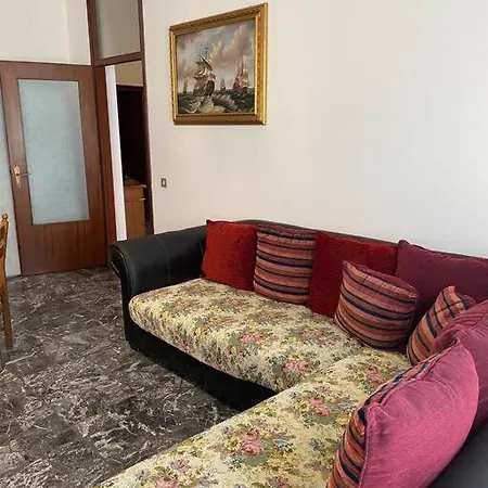 Iris Hosting Per Famiglie Favaro Veneto