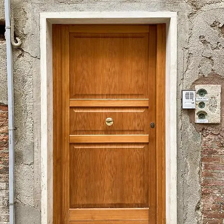 Querini Suite-balcony On Canal, Close To San Marco Venice