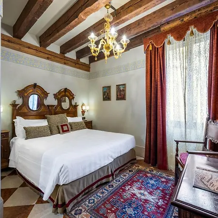 Palazzo Priuli Venezia