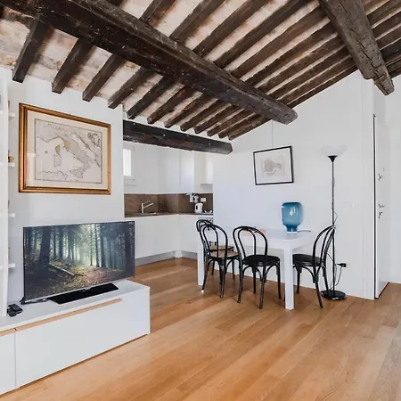 San Marco Vista Sui Tetti Veneziani Apartment *