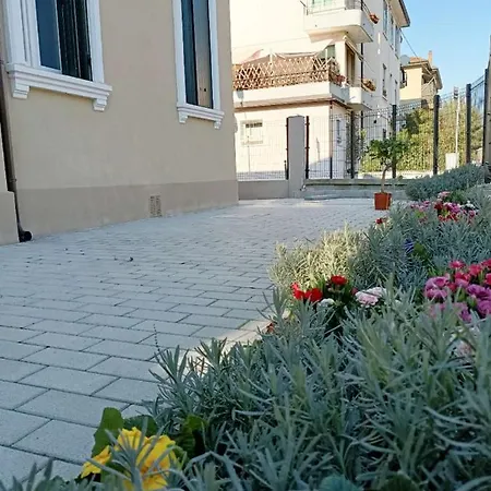 Penzion Arcobaleno Mestre-venezia *