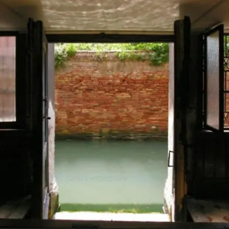 Walk On The Water ✧ 5 Minutes To Rialto Bridge * Venise